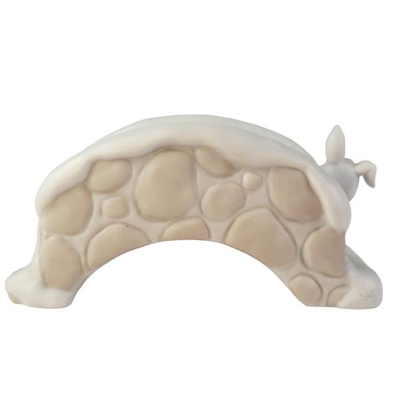 Precious Moments Sugar Town Cobblestone Bridge Figurine Enesco 533203 1994 - Picture 7 of 16